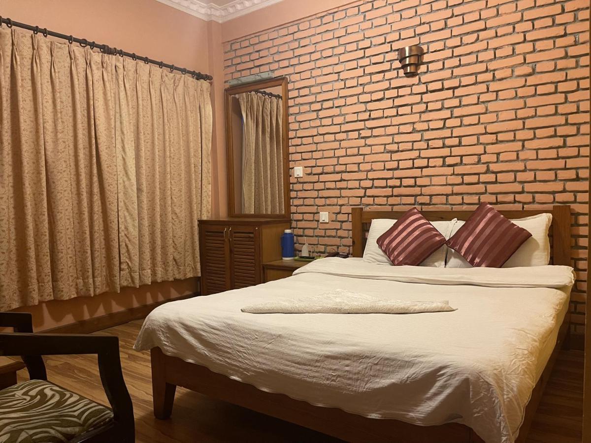 Hotel Valley View Inn Нагаркот Экстерьер фото